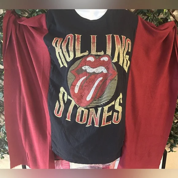 UPCYCLED one of a kind, ROLLING STONES Music T Shirt - Picture 4 of 4